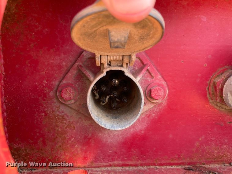 image for item KJ9760 1990 Nabors  drop deck trailer