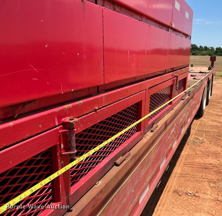 image for item KJ9760 1990 Nabors  drop deck trailer