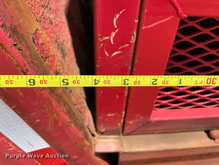 image for item KJ9760 1990 Nabors  drop deck trailer