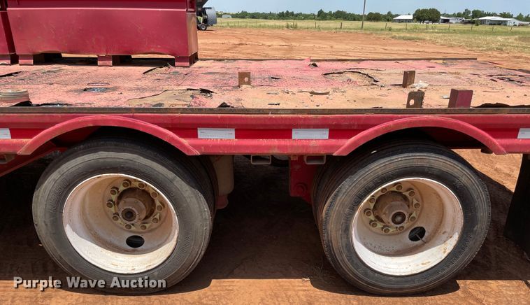 image for item KJ9760 1990 Nabors  drop deck trailer