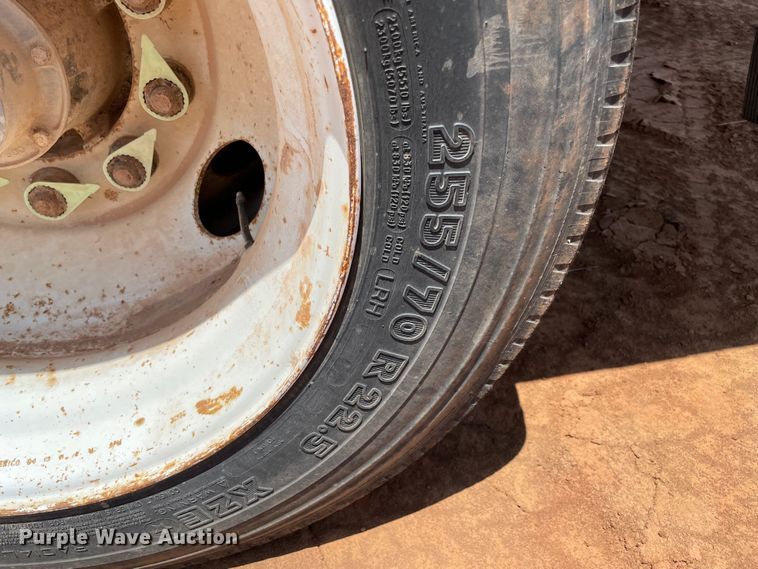 image for item KJ9760 1990 Nabors  drop deck trailer