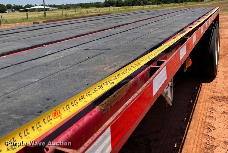 image for item KJ9762 1974 Strick 7400FFINPW  flatbed trailer