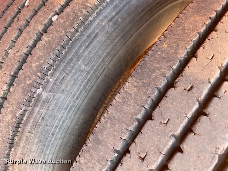 image for item KJ9762 1974 Strick 7400FFINPW  flatbed trailer