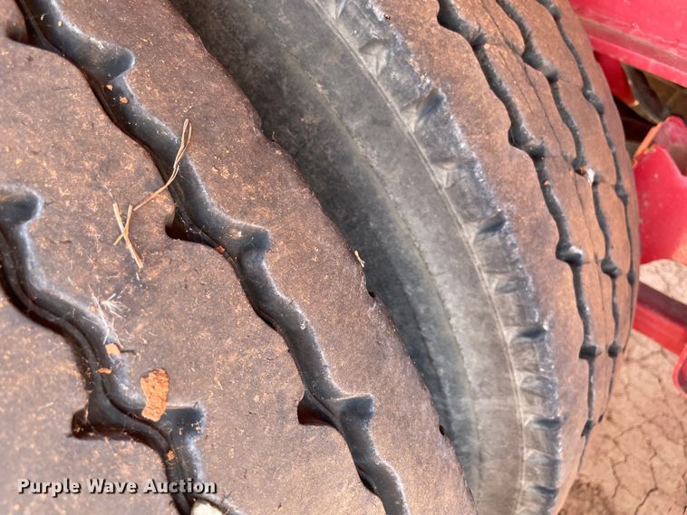 image for item KJ9762 1974 Strick 7400FFINPW  flatbed trailer