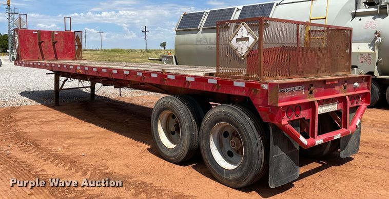 image for item KJ9769 1980 Nabors  flatbed trailer