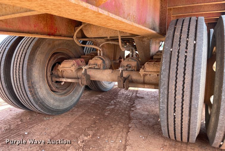 image for item KJ9769 1980 Nabors  flatbed trailer