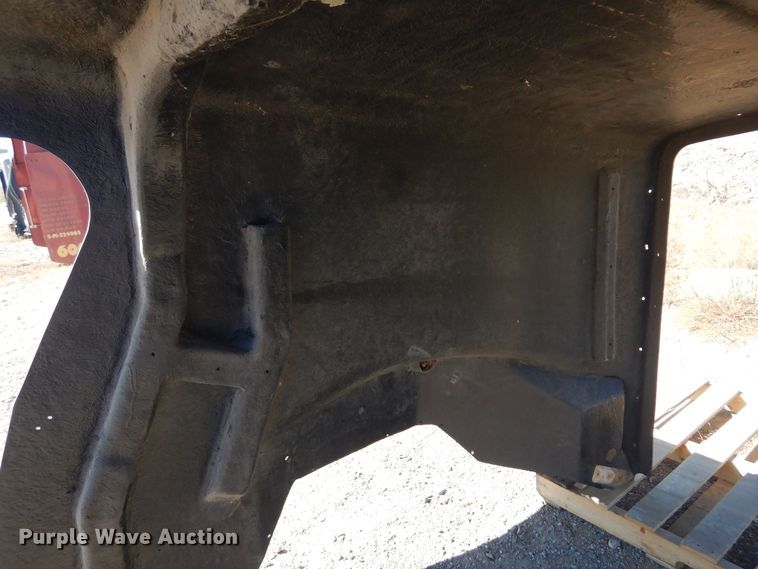 image for item KO9884 Kenworth W900  fiberglass hood