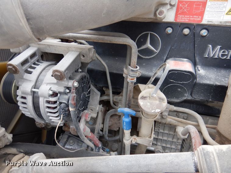 image for item KW9687 2007 Freightliner Columbia  semi truck