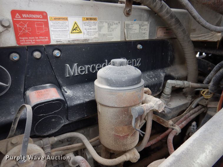 image for item KW9687 2007 Freightliner Columbia  semi truck