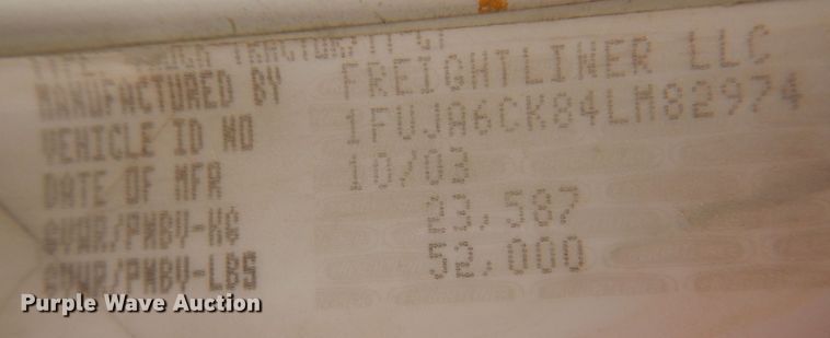 image for item KW9688 2004 Freightliner Columbia  semi truck