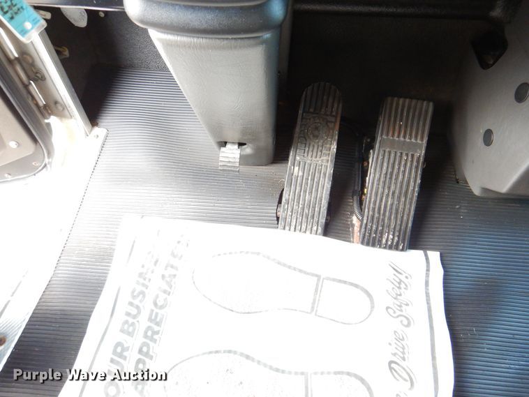 image for item KW9768 2014 Kenworth T370  truck cab and chassis