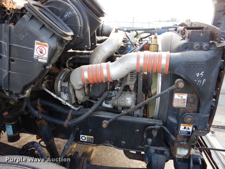 image for item KW9768 2014 Kenworth T370  truck cab and chassis