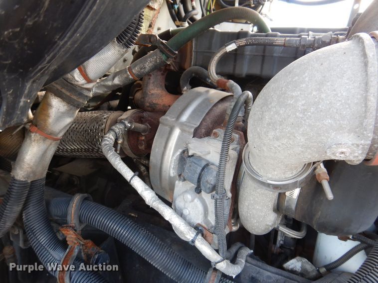 image for item KW9768 2014 Kenworth T370  truck cab and chassis