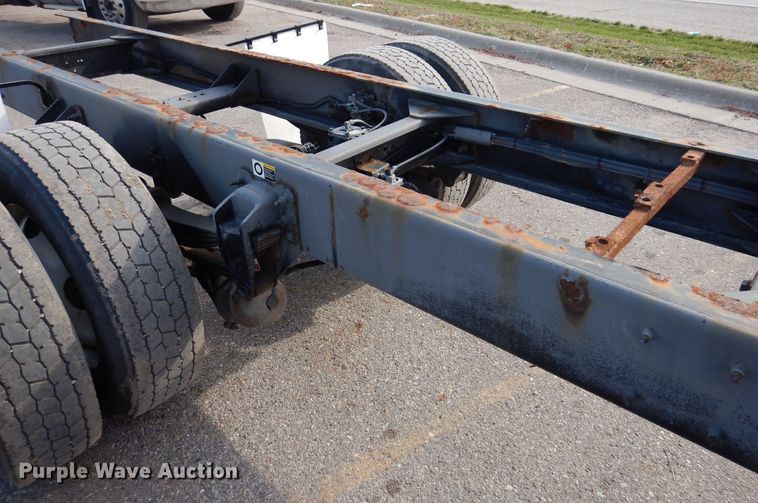 image for item KW9768 2014 Kenworth T370  truck cab and chassis