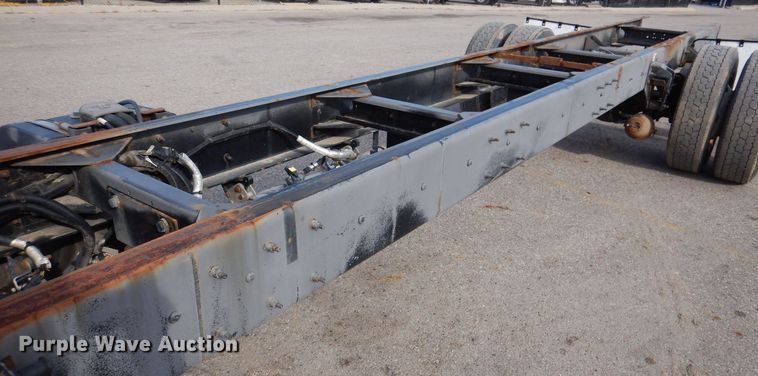 image for item KW9768 2014 Kenworth T370  truck cab and chassis