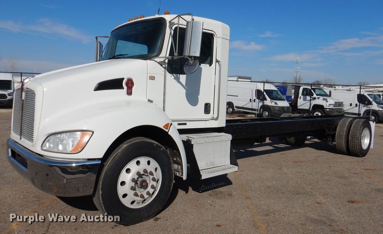 image for item KW9769 2014 Kenworth T370  truck cab and chassis