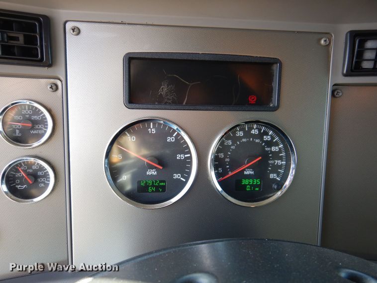 image for item KW9769 2014 Kenworth T370  truck cab and chassis