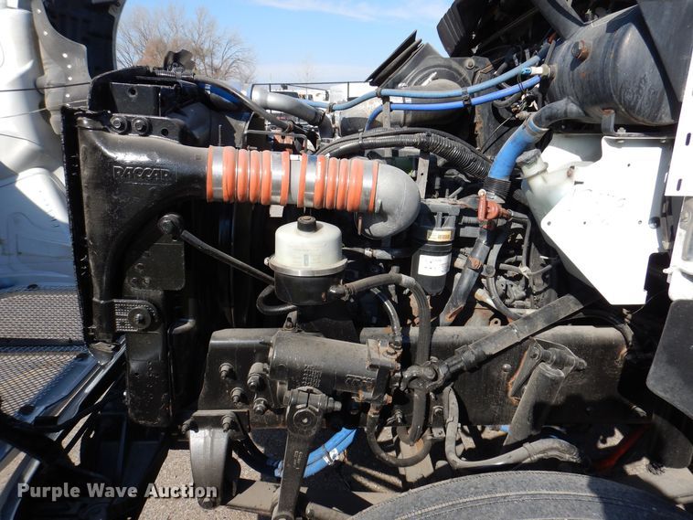 image for item KW9769 2014 Kenworth T370  truck cab and chassis