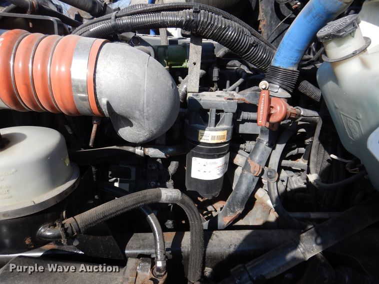 image for item KW9769 2014 Kenworth T370  truck cab and chassis