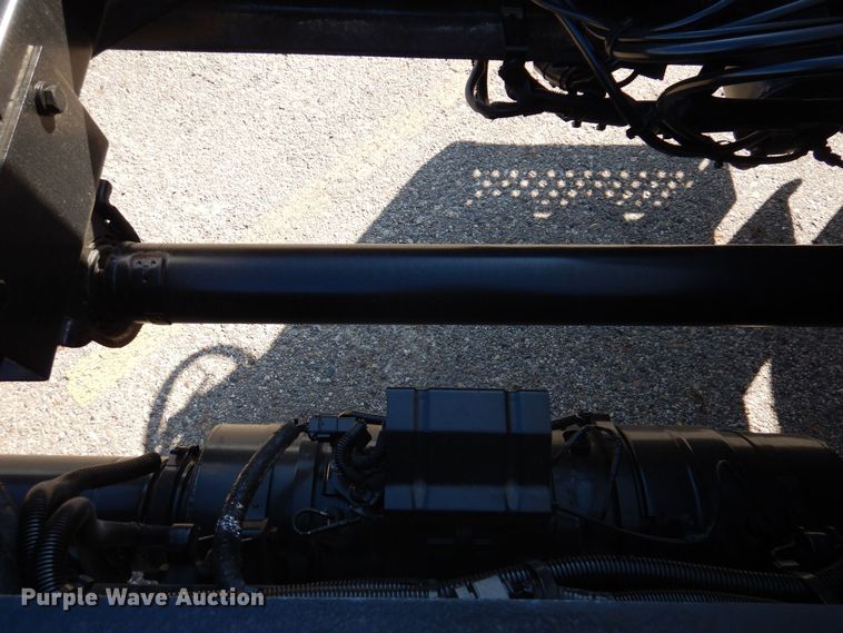 image for item KW9769 2014 Kenworth T370  truck cab and chassis