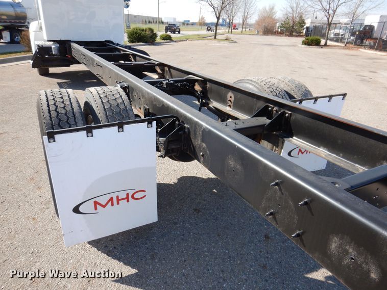 image for item KW9769 2014 Kenworth T370  truck cab and chassis