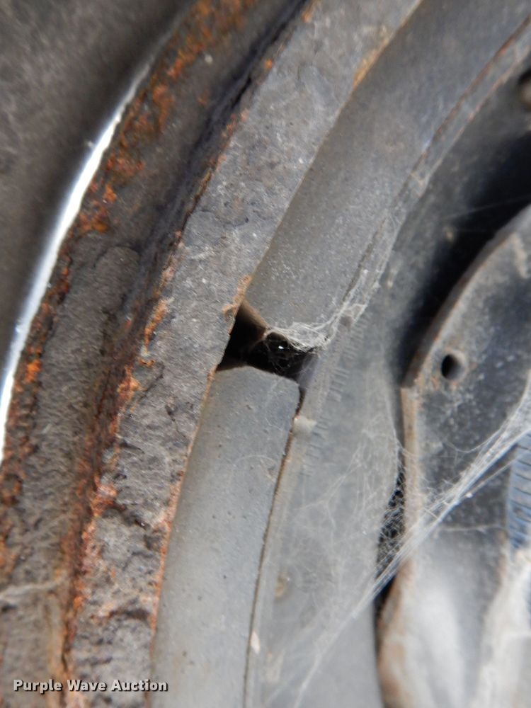 image for item KW9769 2014 Kenworth T370  truck cab and chassis