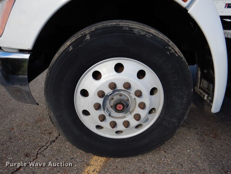 image for item KW9769 2014 Kenworth T370  truck cab and chassis