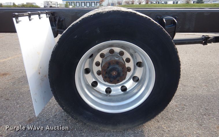 image for item KW9769 2014 Kenworth T370  truck cab and chassis