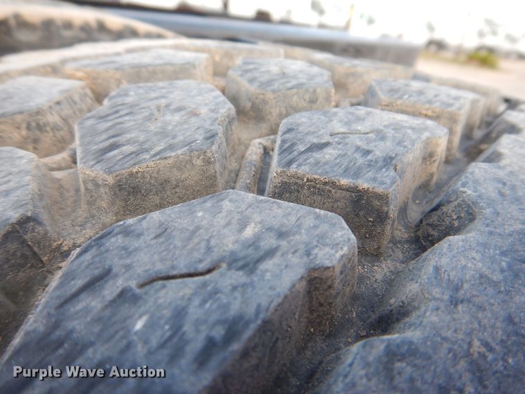 image for item KW9769 2014 Kenworth T370  truck cab and chassis