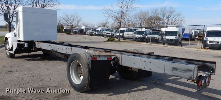 image for item KW9770 2014 Kenworth T370  truck cab and chassis