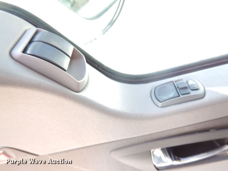 image for item KW9770 2014 Kenworth T370  truck cab and chassis