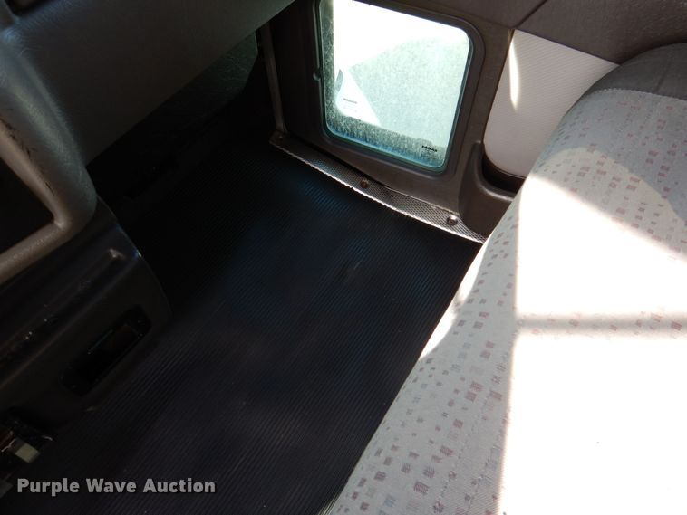 image for item KW9770 2014 Kenworth T370  truck cab and chassis