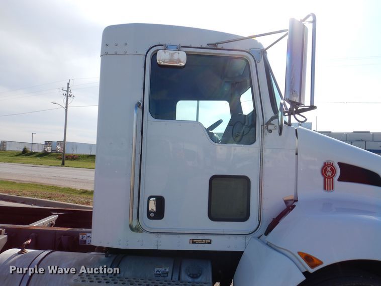 image for item KW9770 2014 Kenworth T370  truck cab and chassis