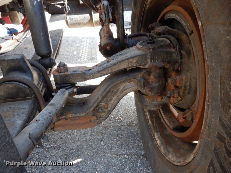 image for item KW9770 2014 Kenworth T370  truck cab and chassis