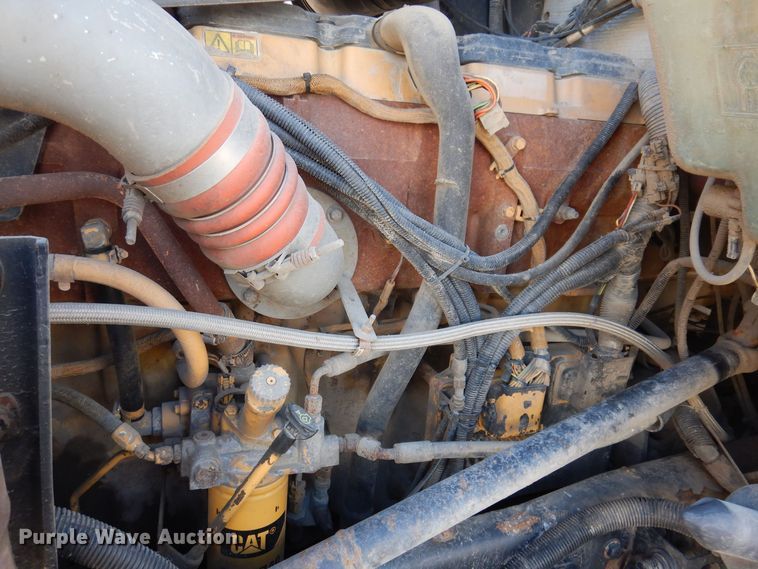 image for item KW9772 2006 Kenworth T800  roll-off container truck