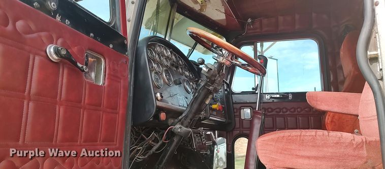 image for item LK9306 1985 Peterbilt 359  semi truck