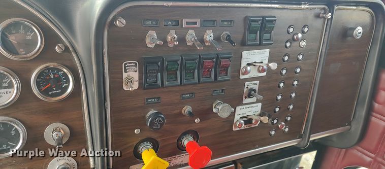 image for item LK9306 1985 Peterbilt 359  semi truck