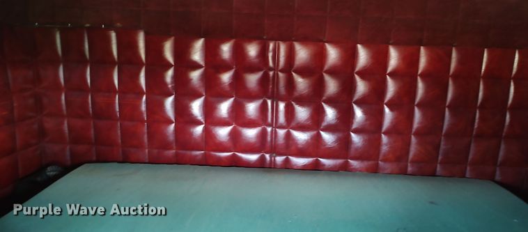 image for item LK9306 1985 Peterbilt 359  semi truck