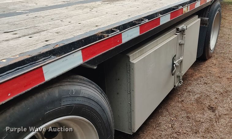 image for item LK9315 2015 Fontaine HAVSD12WSA  drop deck trailer