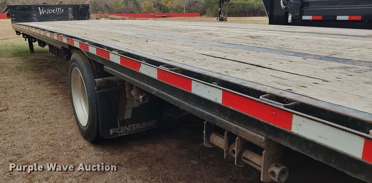 image for item LK9315 2015 Fontaine HAVSD12WSA  drop deck trailer