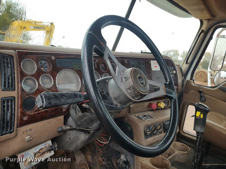 image for item LK9338 2006 Mack Granite  truck cab and chassis