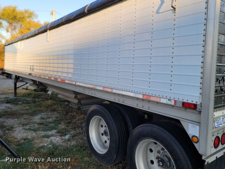 image for item LN9721 2003 Wilson DWH-500  grain trailer