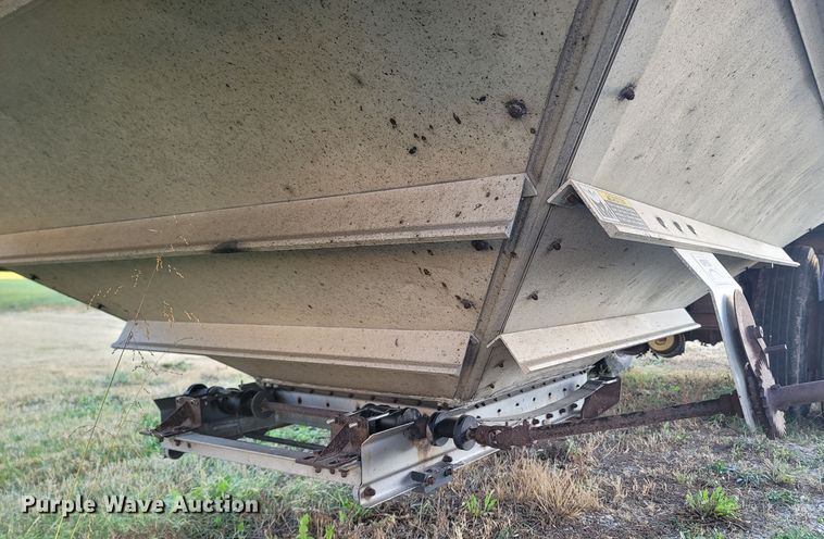 image for item LN9721 2003 Wilson DWH-500  grain trailer