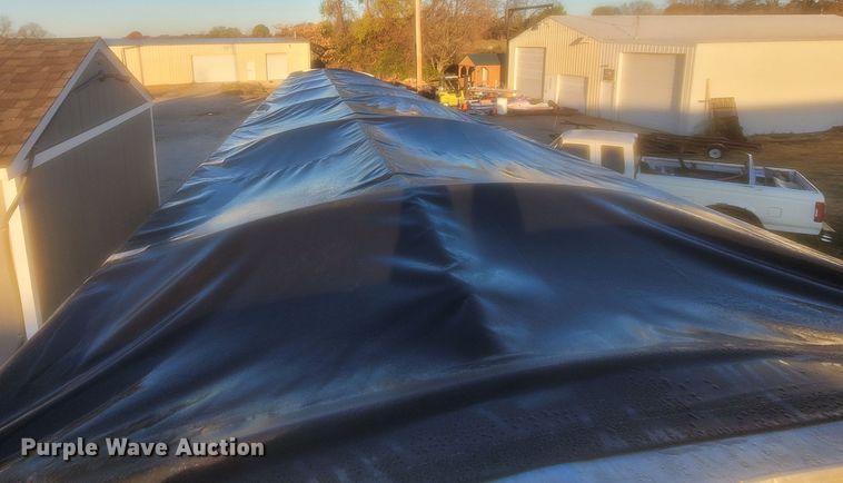 image for item LN9721 2003 Wilson DWH-500  grain trailer