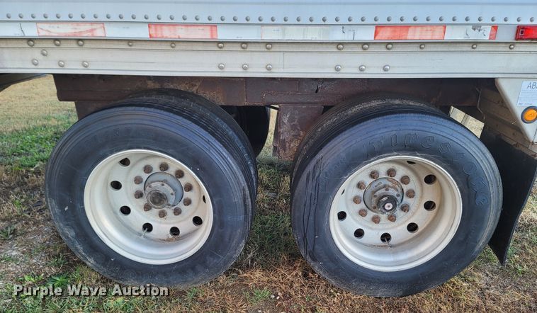 image for item LN9721 2003 Wilson DWH-500  grain trailer