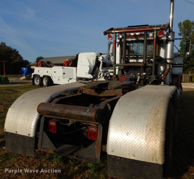 image for item LS9894 1988 Mack Econodyne  semi truck