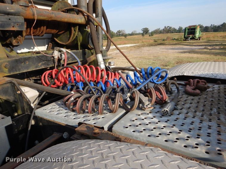 image for item LS9894 1988 Mack Econodyne  semi truck