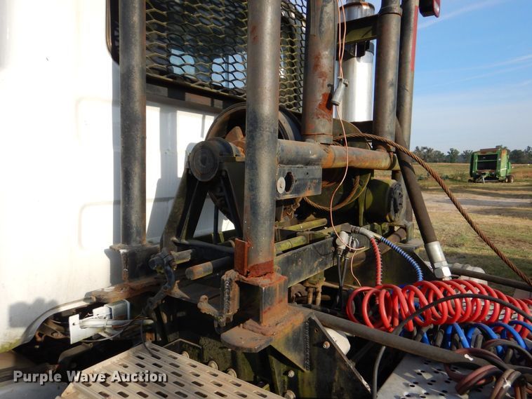 image for item LS9894 1988 Mack Econodyne  semi truck