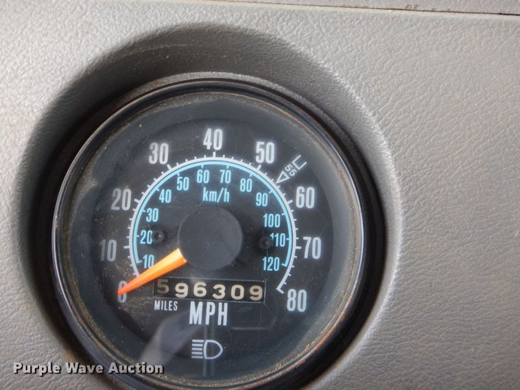 image for item LS9894 1988 Mack Econodyne  semi truck