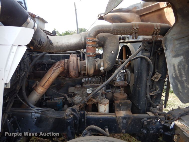 image for item LS9894 1988 Mack Econodyne  semi truck